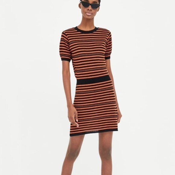 Zara Dresses & Skirts - ZARA Knit Short Sleeve Orange and Black Striped Sweater Dress Small